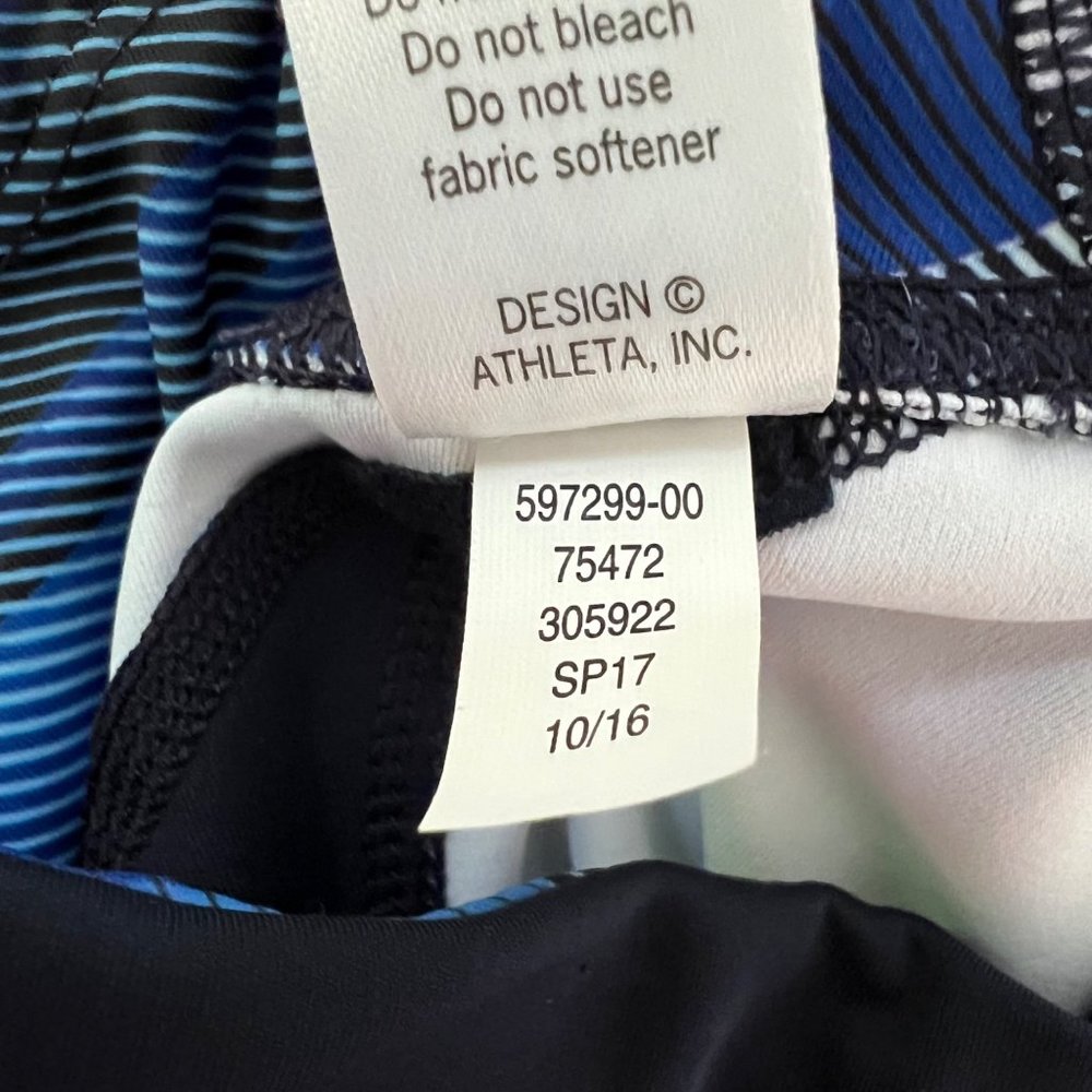 Athleta Womens Sonar Capri Leggings Electric Geo Blue size XXS - Picture 14 of 15